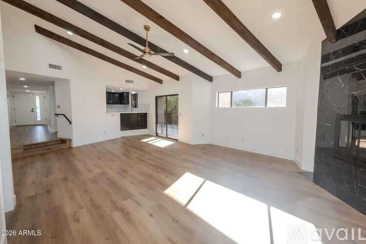 14626 Love Ct 3 Beds Single Family Home for Rent - Photo gallery 2