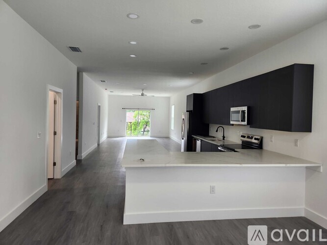 309 Lakewood Ln 3 Beds Single Family Home for Rent - Photo gallery 3