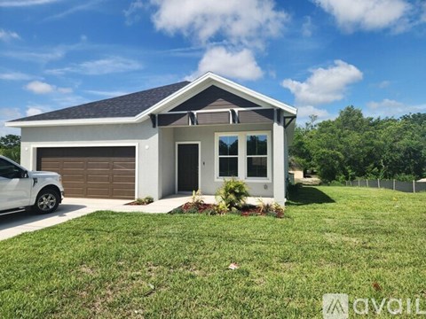 9211 Northcliffe Blvd 3 Beds Apartment for Rent