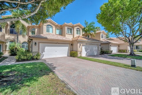 5086 Madison Lakes Cir W 3 Beds Apartment for Rent