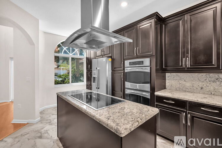 5086 Madison Lakes Cir W 3 Beds Townhouse for Rent - Photo gallery 5