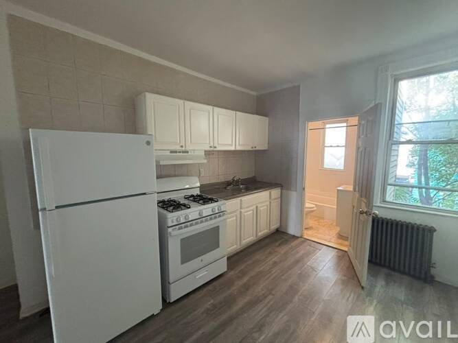 72 Rose Ave 2 Beds Apartment for Rent - Photo gallery 2