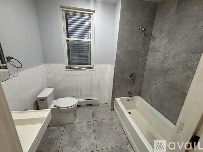 177 Van Nostrand Ave 2 Beds Apartment for Rent - Photo gallery 1