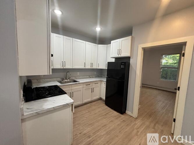 177 Van Nostrand Ave 2 Beds Apartment for Rent - Photo gallery 5