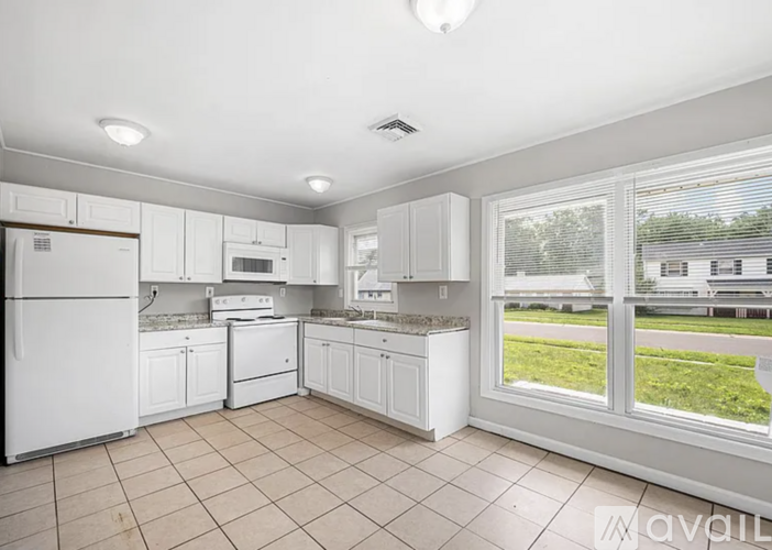 11 Sedgwick Ln 4 Beds Apartment for Rent - Photo gallery 3