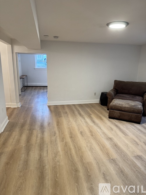 61 Selkirk Rd 2 Beds Apartment for Rent - Photo gallery 4