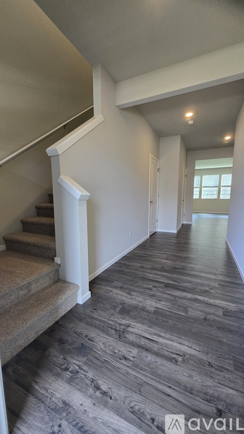 3923 23rd Avenue Northeast 4 Beds Single Family Home for Rent - Photo gallery 4