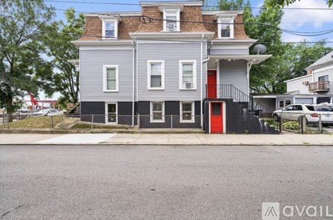 54 Harrison St 3 Beds Apartment for Rent