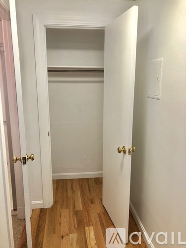 405 Beacon St Studio Apartment for Rent - Photo gallery 3