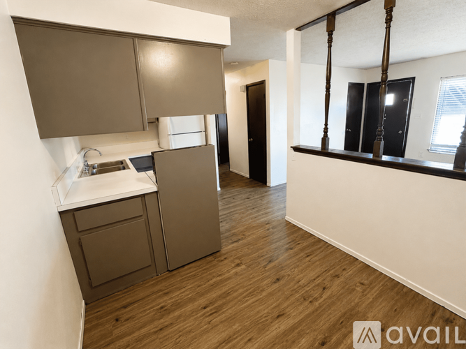 12650 W Grand River Ave 2 Beds Apartment for Rent - Photo gallery 3