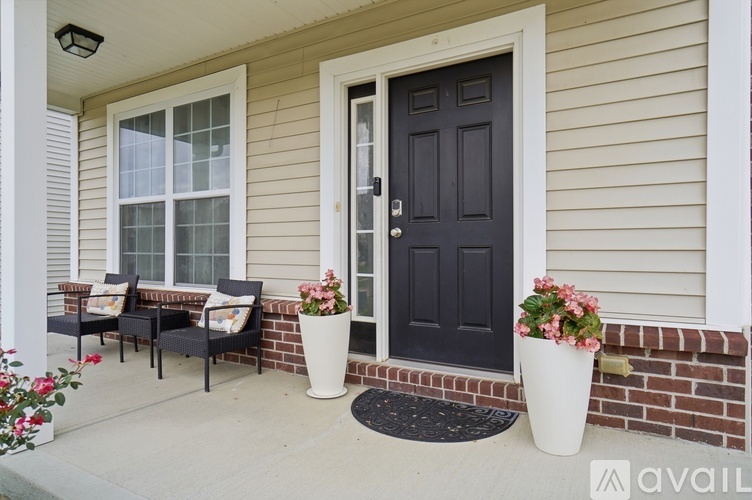 6710 Lady Abigail Drive 4 Beds Single Family Home for Rent - Photo gallery 4