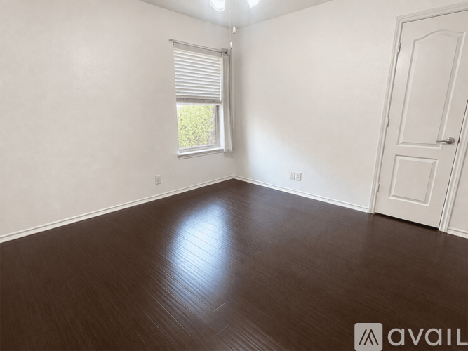 6046 Pecan Tree 3 Beds Single Family Home for Rent - Photo gallery 4