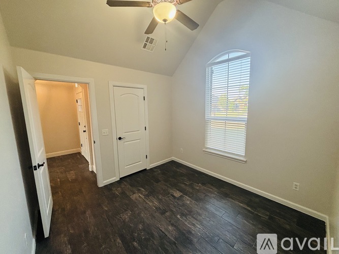 2705 Kathleens Crossing 5 Beds Single Family Home for Rent - Photo gallery 5