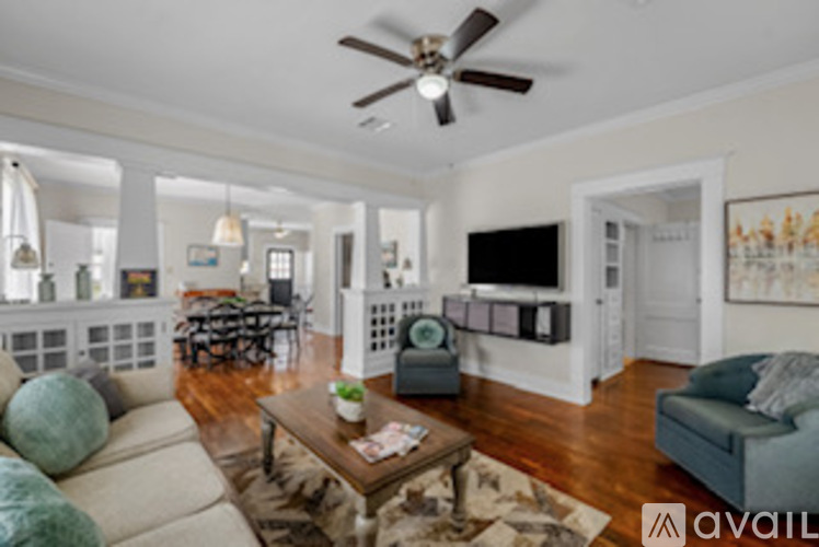 718 Division Street 3 Beds Single Family Home for Rent - Photo gallery 5