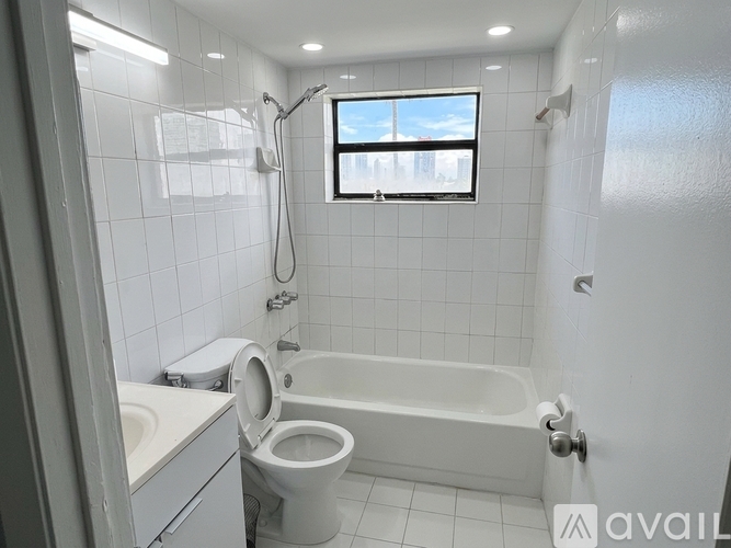 915 Jefferson Avenue 1 Apartment for Rent - Photo gallery 4