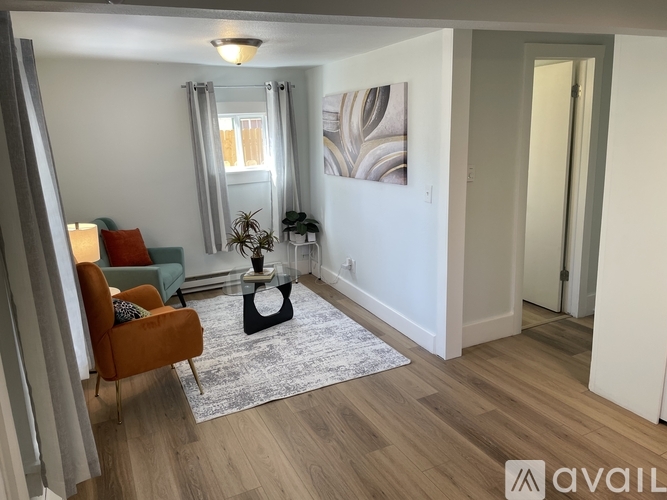 522 1/2 N Spruce St 1 Single Family Home for Rent - Photo gallery 3