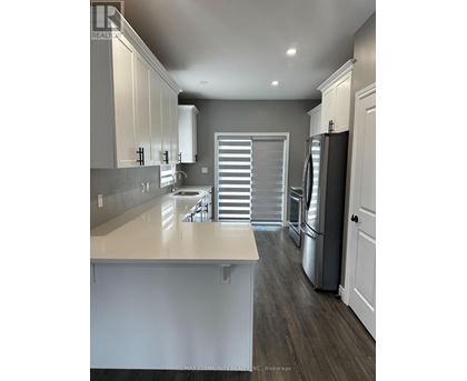 10 REDWOOD DRIVE 3 Beds House for Rent - Photo gallery 3