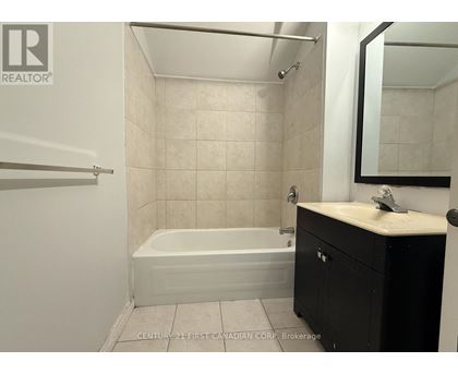 4 - 1 WAVERLEY PLACE 1 Home, Multifamily for Rent - Photo gallery 5