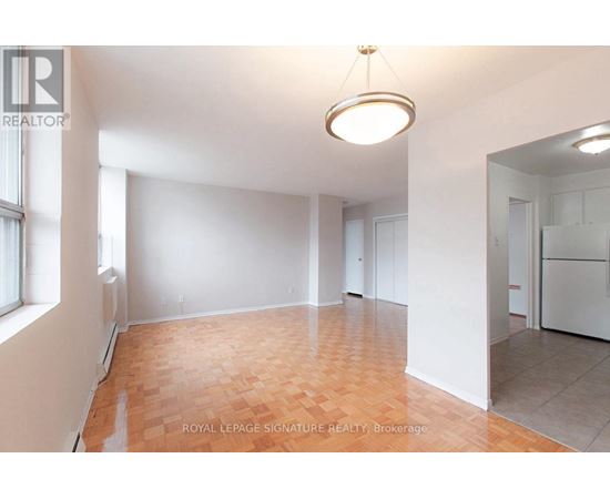601 - 525 EGLINTON AVENUE 1 Apartment, Condo, Home for Rent - Photo gallery 1