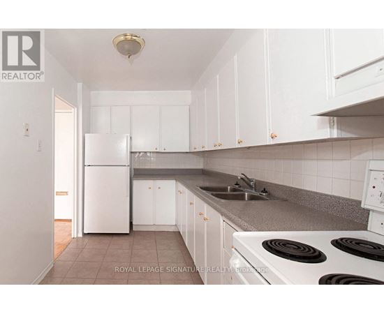 601 - 525 EGLINTON AVENUE 1 Apartment, Condo, Home for Rent - Photo gallery 2
