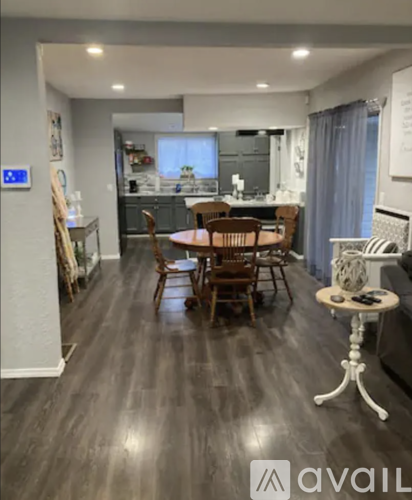 1121 West Turner Street 3 Beds Single Family Home for Rent - Photo gallery 2