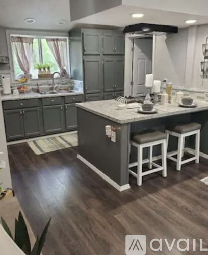 1121 West Turner Street 3 Beds Single Family Home for Rent - Photo gallery 3