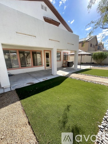 5136 Masotta Avenue 5 Beds Single Family Home for Rent - Photo gallery 3