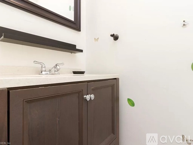 412 Hustings Lane 3 Beds Single Family Home for Rent - Photo gallery 4