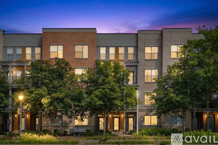 112 East North Street 2 Beds Condo for Rent - Photo gallery 2
