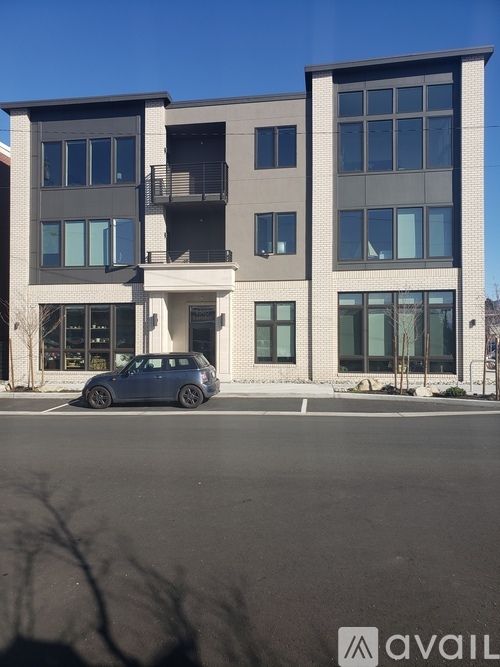 1305 Larrabee Avenue 1 Apartment for Rent - Photo gallery 3