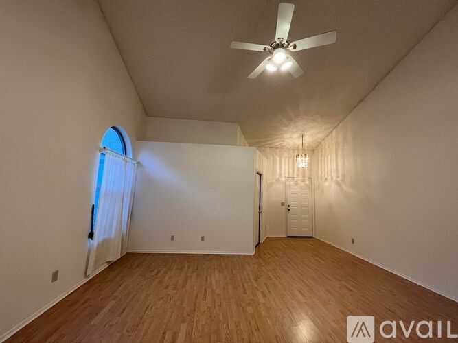 4175 E Cholla Canyon Dr 2 Beds Single Family Home for Rent - Photo gallery 4