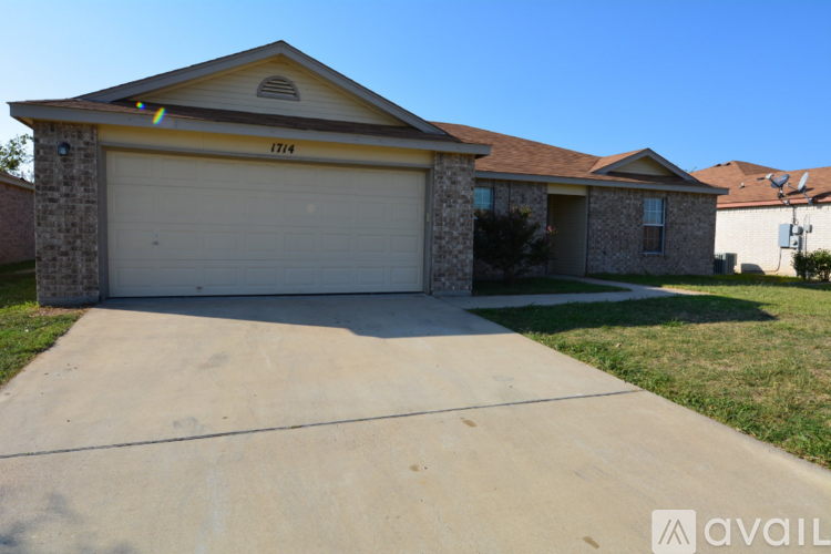 1714 Freedom Loop 4 Beds Single Family Home for Rent - Photo gallery 2