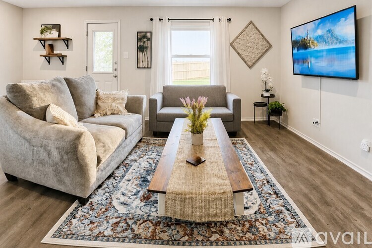1705 Clovis Drive 3 Beds Townhouse for Rent - Photo gallery 1