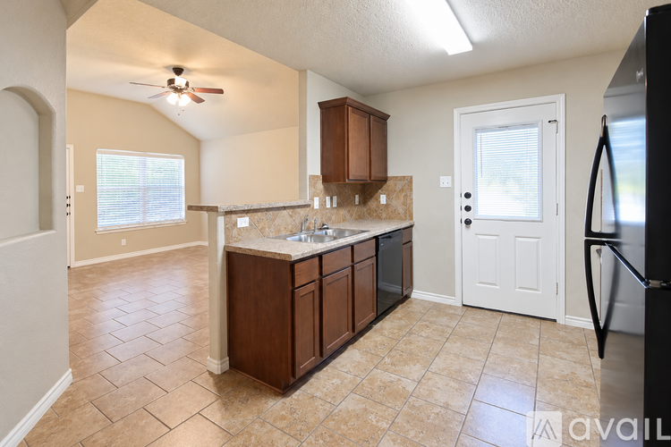 620 Paseo Del Plata Dr 3 Beds Apartment for Rent - Photo gallery 5
