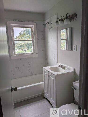 3805 N Osage St 3 Beds Single Family Home for Rent - Photo gallery 3