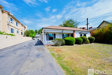 475 Fairview Avenue 4 Beds Apartment for Rent