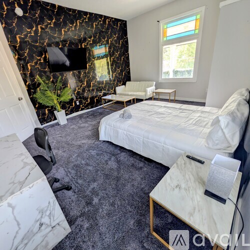 443 Burton Ave 1 Apartment for Rent - Photo gallery 2