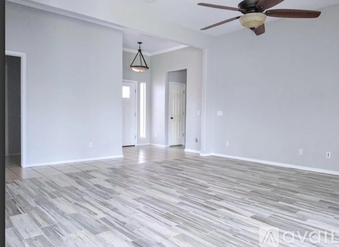 4821 SE 41st St 3 Beds Single Family Home for Rent - Photo gallery 5