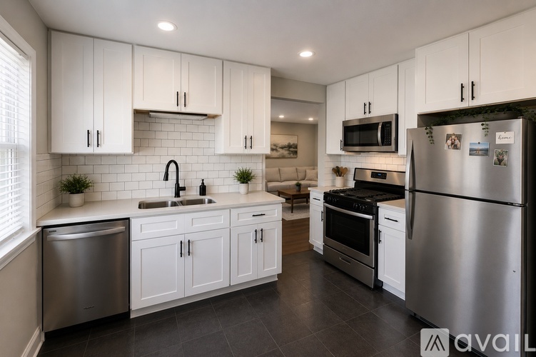 241 S Villa Ave 3 Beds Single Family Home for Rent - Photo gallery 5