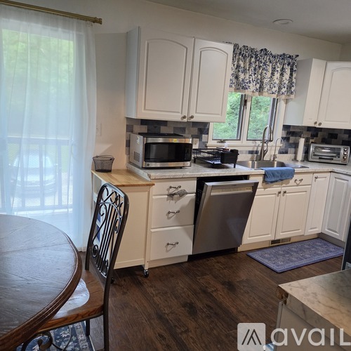 4353 Sampson Road 2 Beds Condo for Rent - Photo gallery 2