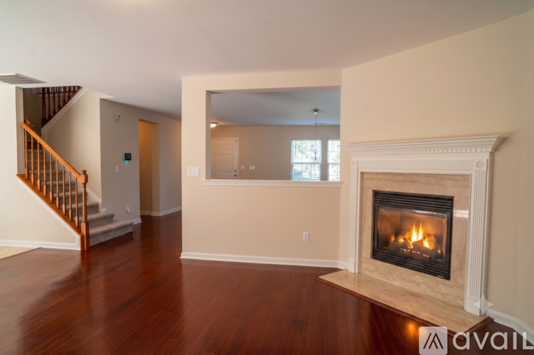 9411 Seamill Rd 3 Beds Single Family Home for Rent - Photo gallery 2