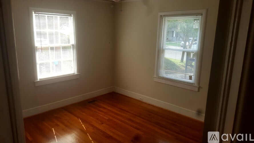 1915 South Mint Street 3 Beds Single Family Home for Rent - Photo gallery 4