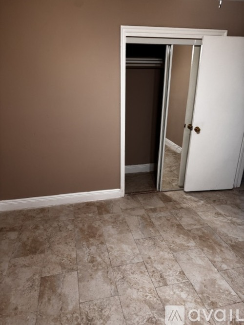 419 West Palm Street 3 Beds Single Family Home for Rent - Photo gallery 5