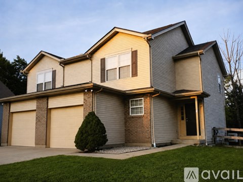 8101 Celestial Cir 3 Beds Apartment for Rent