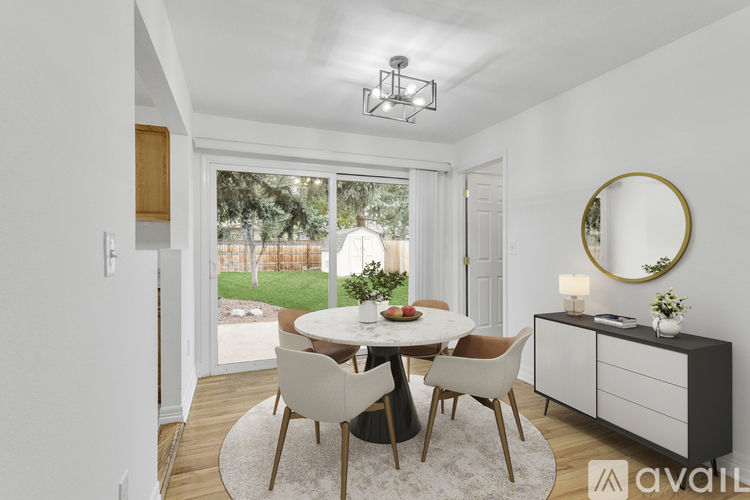 437 South Lamar Street 2 Beds Single Family Home for Rent - Photo gallery 5