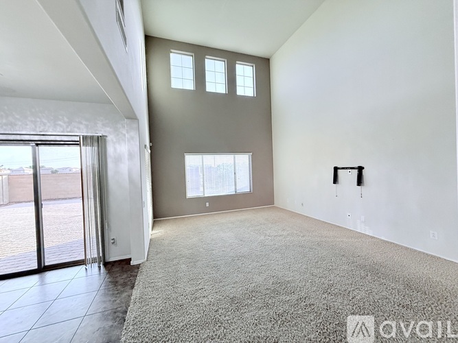 7373 West Monte Cristo Avenue 3 Beds Single Family Home for Rent - Photo gallery 3