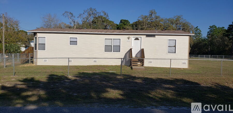 17010 Meridian Blvd 3 Beds Single Family Home for Rent - Photo gallery 3