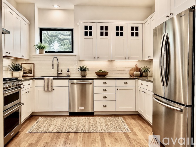 7761 Claremont Ave 3 Beds Single Family Home for Rent - Photo gallery 4