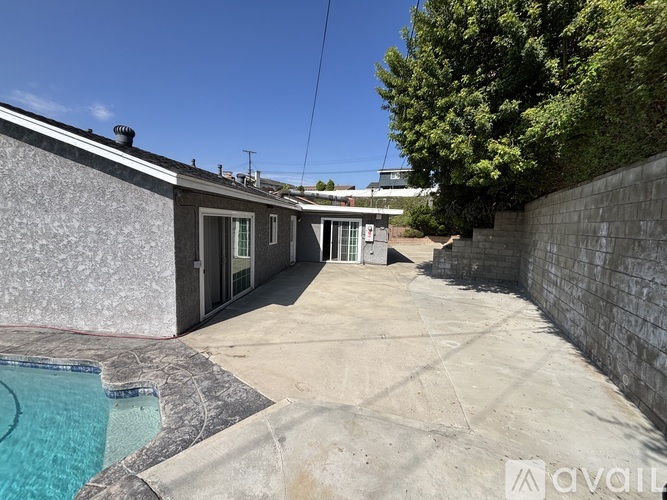 677 Taft Court 3 Beds Single Family Home for Rent - Photo gallery 2