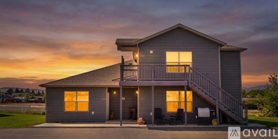223 Northgate Loop 3 Beds Condo for Rent - Photo gallery 1